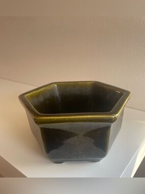 Vintage Haeger Hexagonal Ceramic Planter